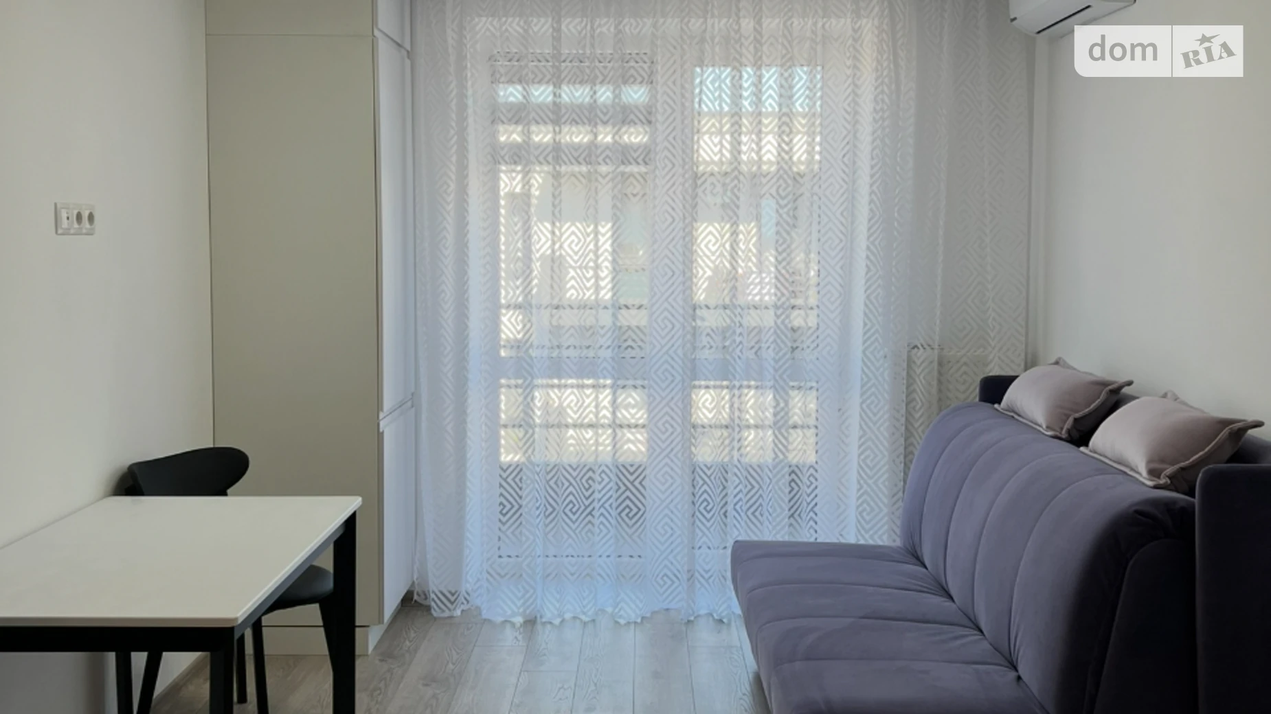 Продается 1-комнатная квартира 37 кв. м в Ужгороде, ул. Тлехаса - фото 2