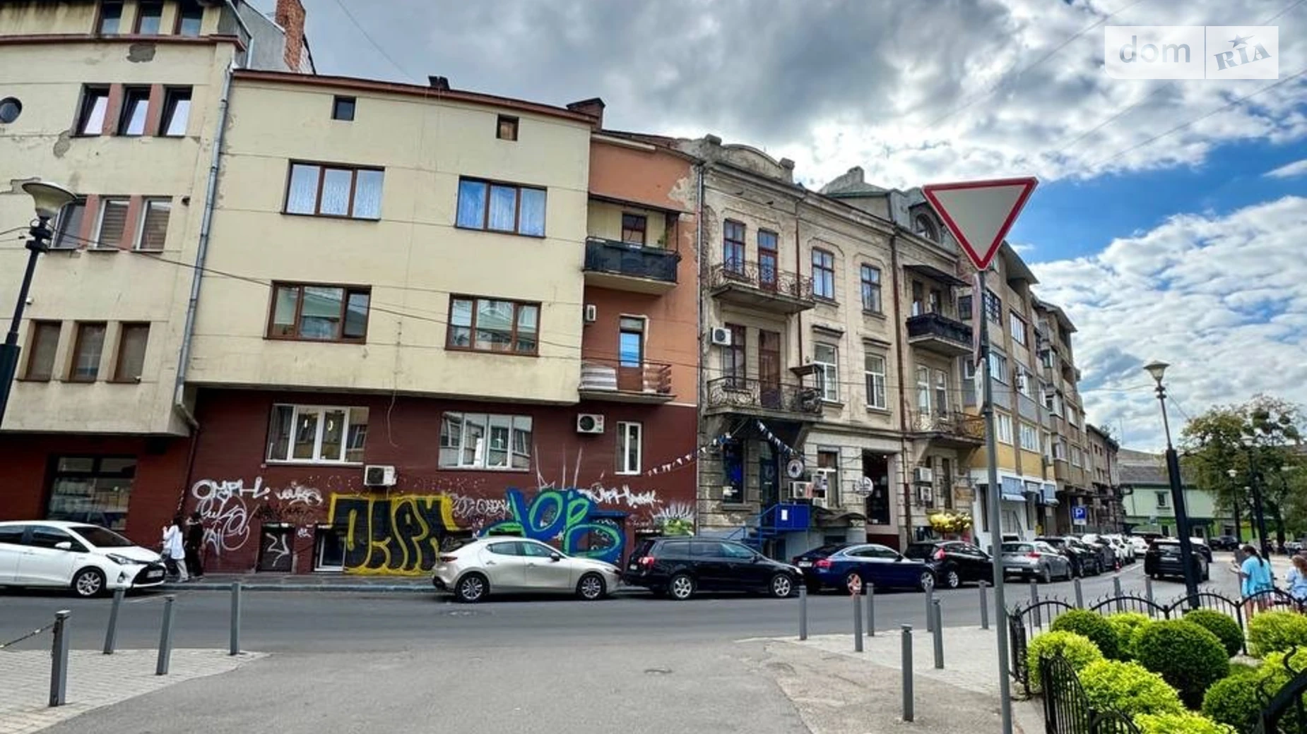 Продается 3-комнатная квартира 55.7 кв. м в Ивано-Франковске, ул. Вагилевича, 3 - фото 2