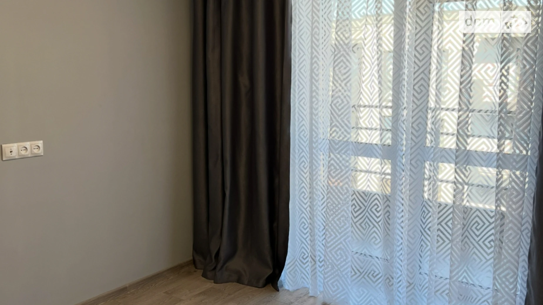 Продается 1-комнатная квартира 37 кв. м в Ужгороде, ул. Тлехаса - фото 3