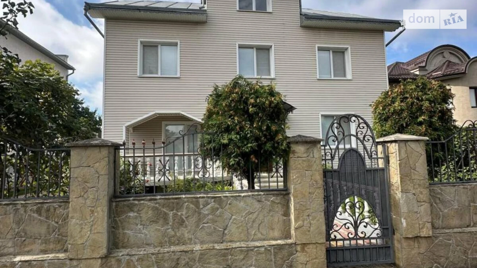 Продается дом на 3 этажа 247 кв. м с баней/сауной, цена: 230000 $ - фото 4