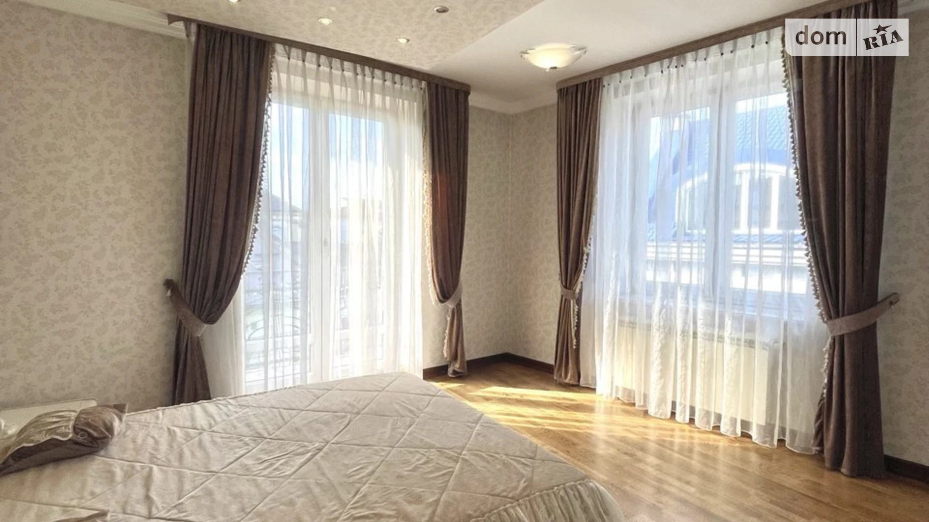 Здається в оренду 3-кімнатна квартира 126 кв. м у Івано-Франківську, пл. Ринок - фото 4