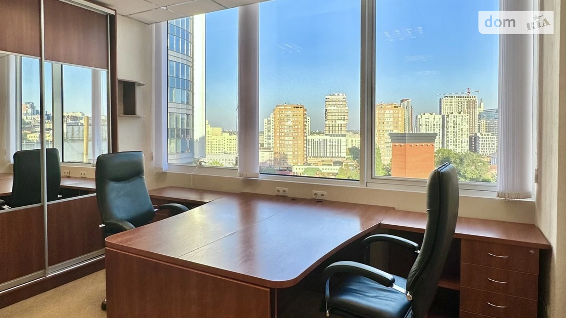 Продается офис 128 кв. м в бизнес-центре, цена: 174600 $ - фото 2