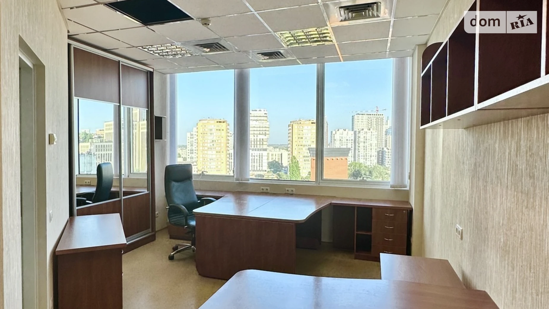 Продается офис 128 кв. м в бизнес-центре, цена: 174600 $ - фото 4