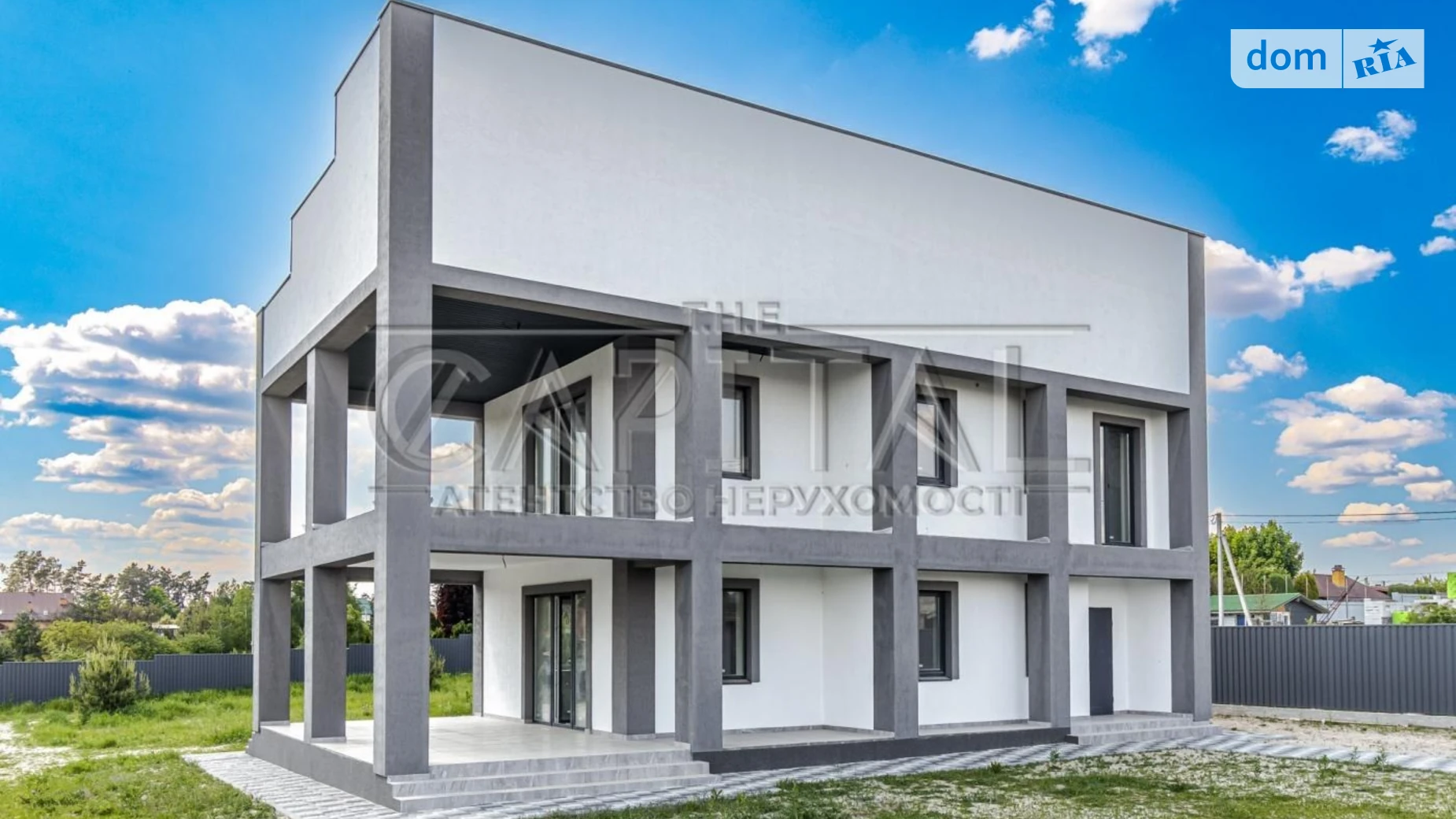 Продается дом на 3 этажа 200 кв. м с гаражом, цена: 125000 $ - фото 2