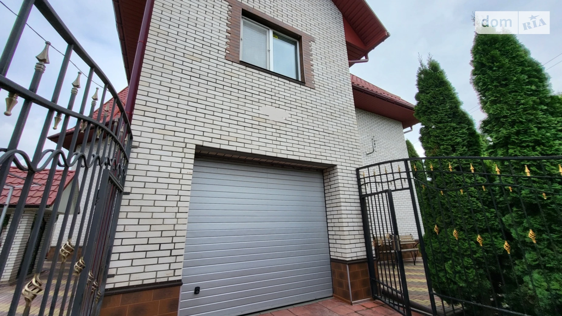 Продается дом на 2 этажа 300 кв. м с садом, цена: 220000 $ - фото 2