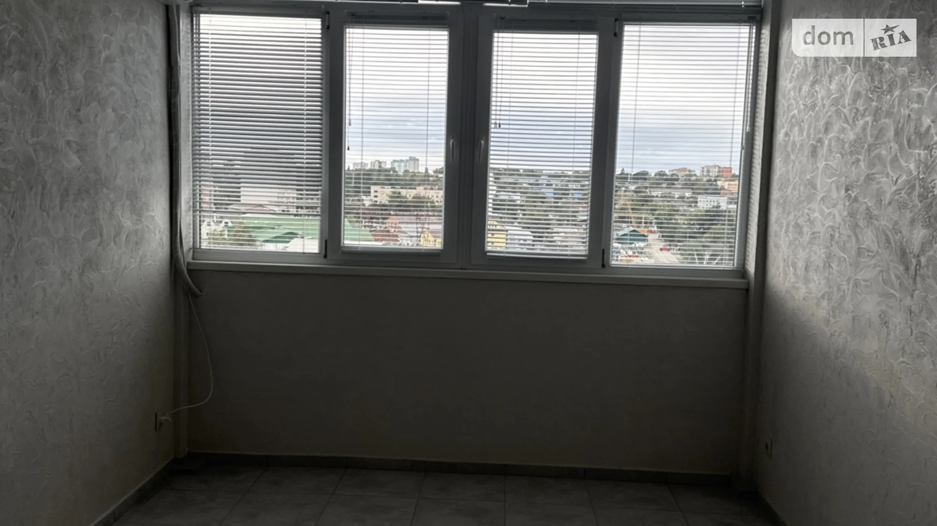 Здається в оренду офіс 14.2 кв. м в бізнес-центрі, цена: 4200 грн - фото 2