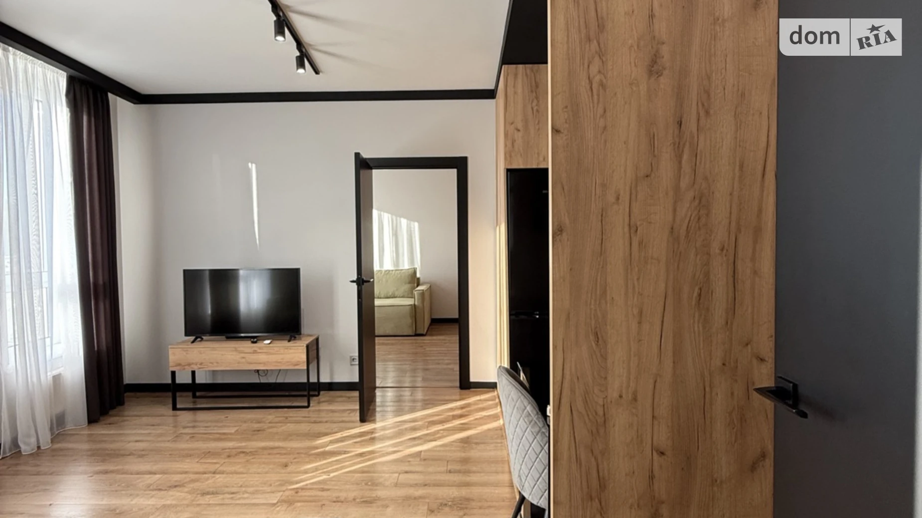 Продається 2-кімнатна квартира 64.3 кв. м у Києві, Столичне шосе, 3 - фото 2