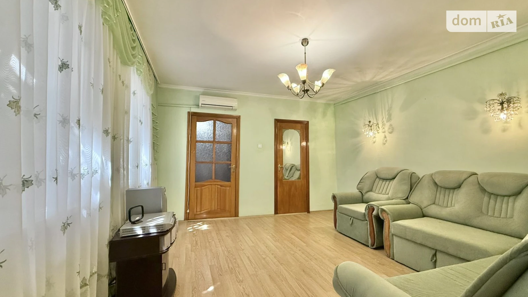Продается одноэтажный дом 60 кв. м с террасой, цена: 71999 $ - фото 2