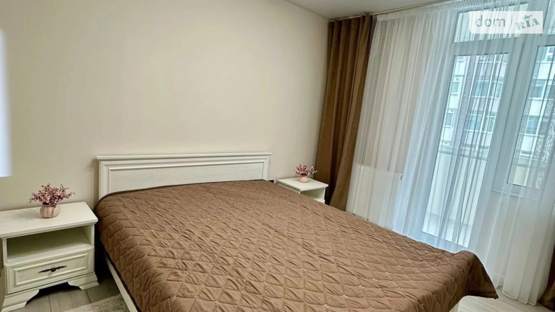 2-комнатная квартира 53 кв. м в, цена: 71500 $ - фото 3
