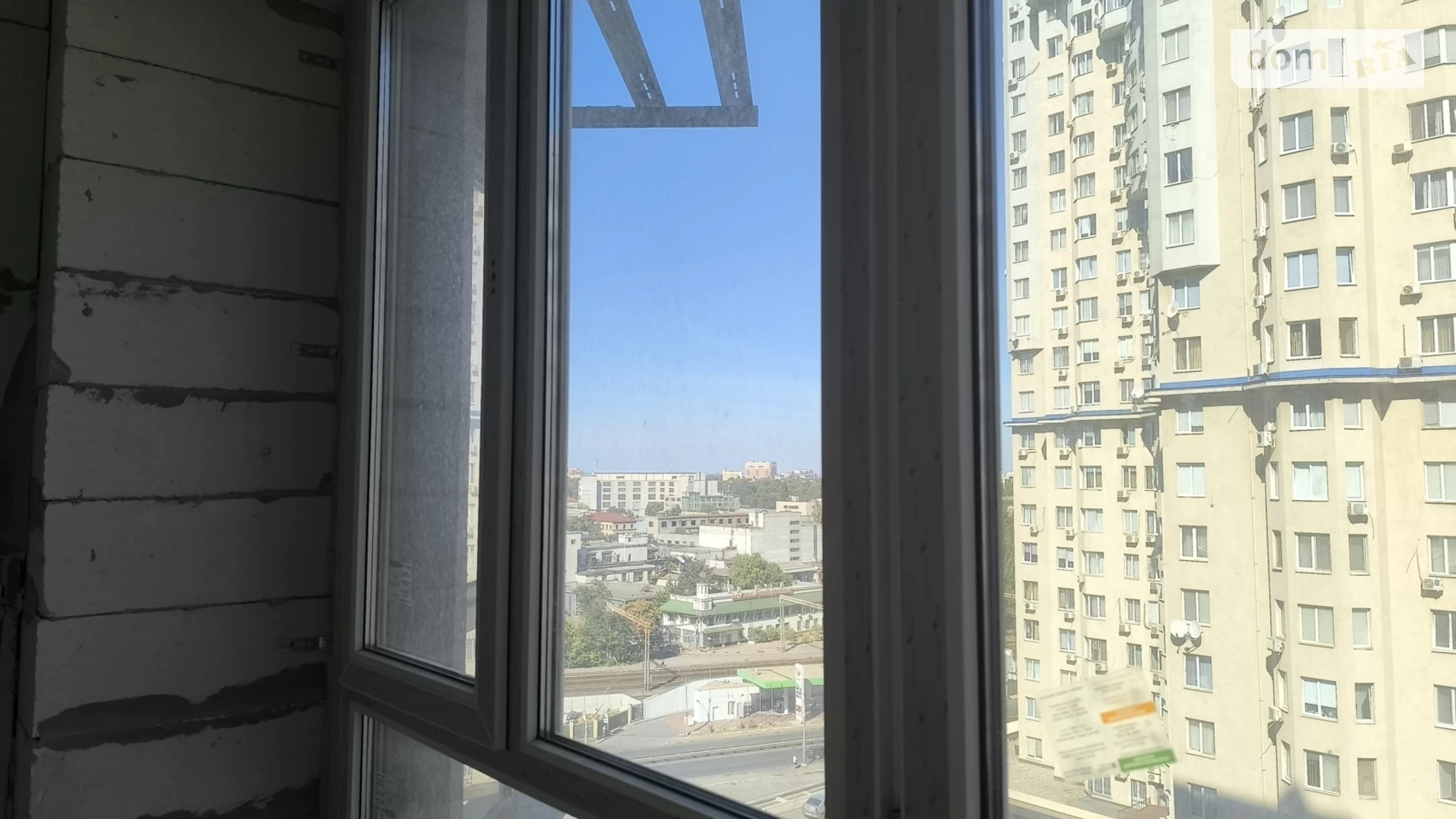 Продается 1-комнатная квартира 51 кв. м в Одессе, пер. Среднефонтанский, 1А - фото 2