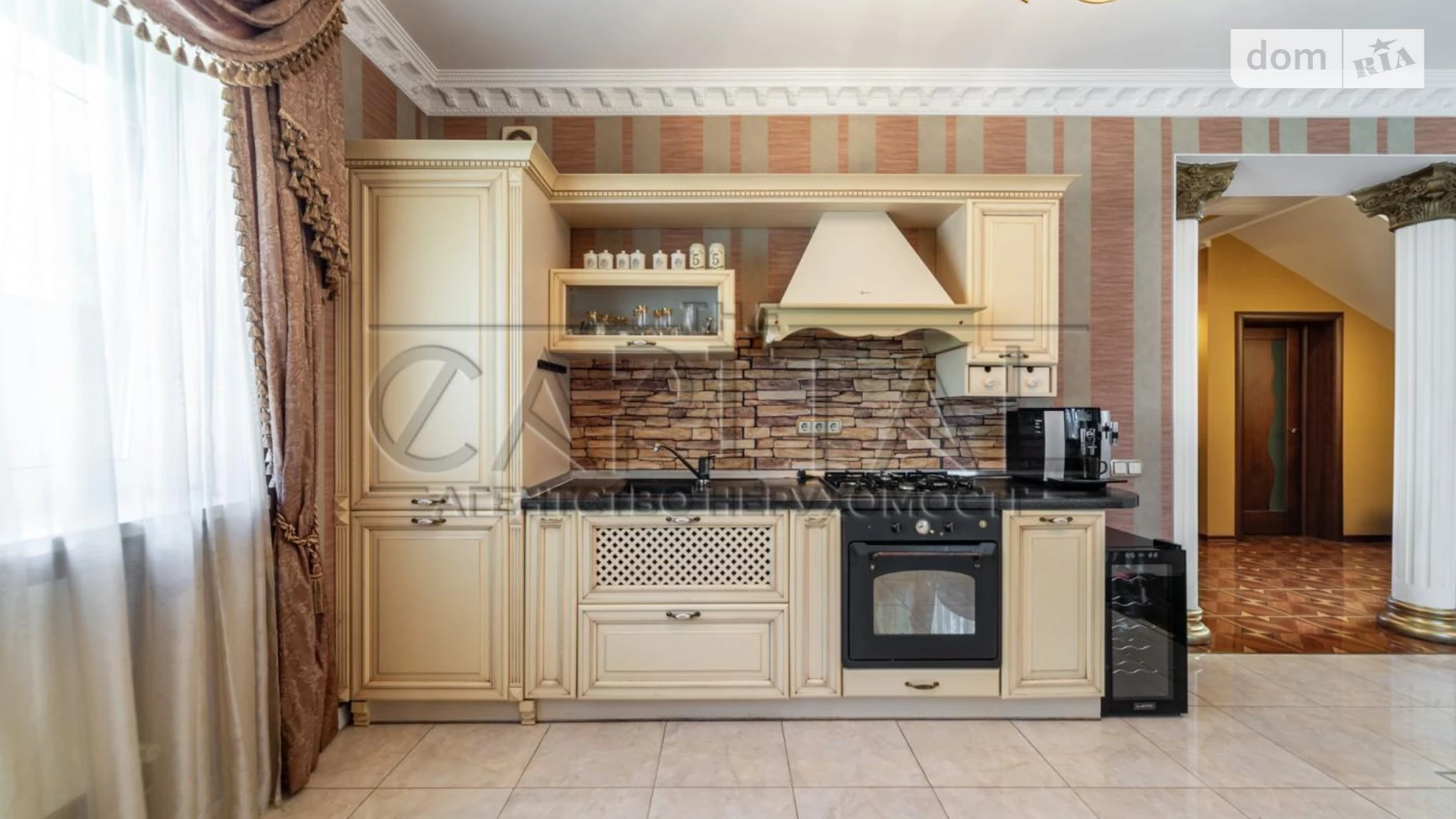 Продается дом на 2 этажа 170 кв. м с бассейном, цена: 290000 $ - фото 4