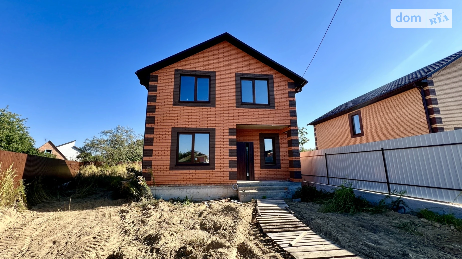 Продается дом на 2 этажа 120 кв. м с мебелью, цена: 85000 $ - фото 4