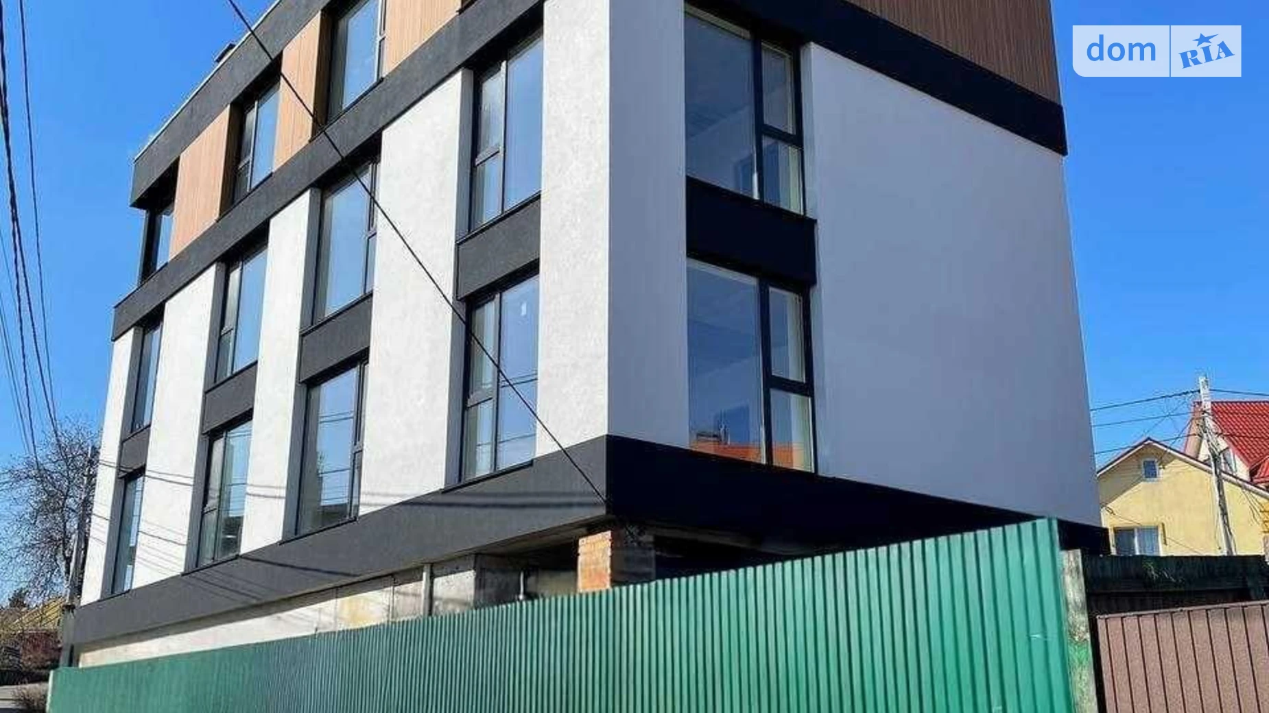 Продается дом на 2 этажа 165 кв. м с балконом, цена: 249000 $ - фото 2