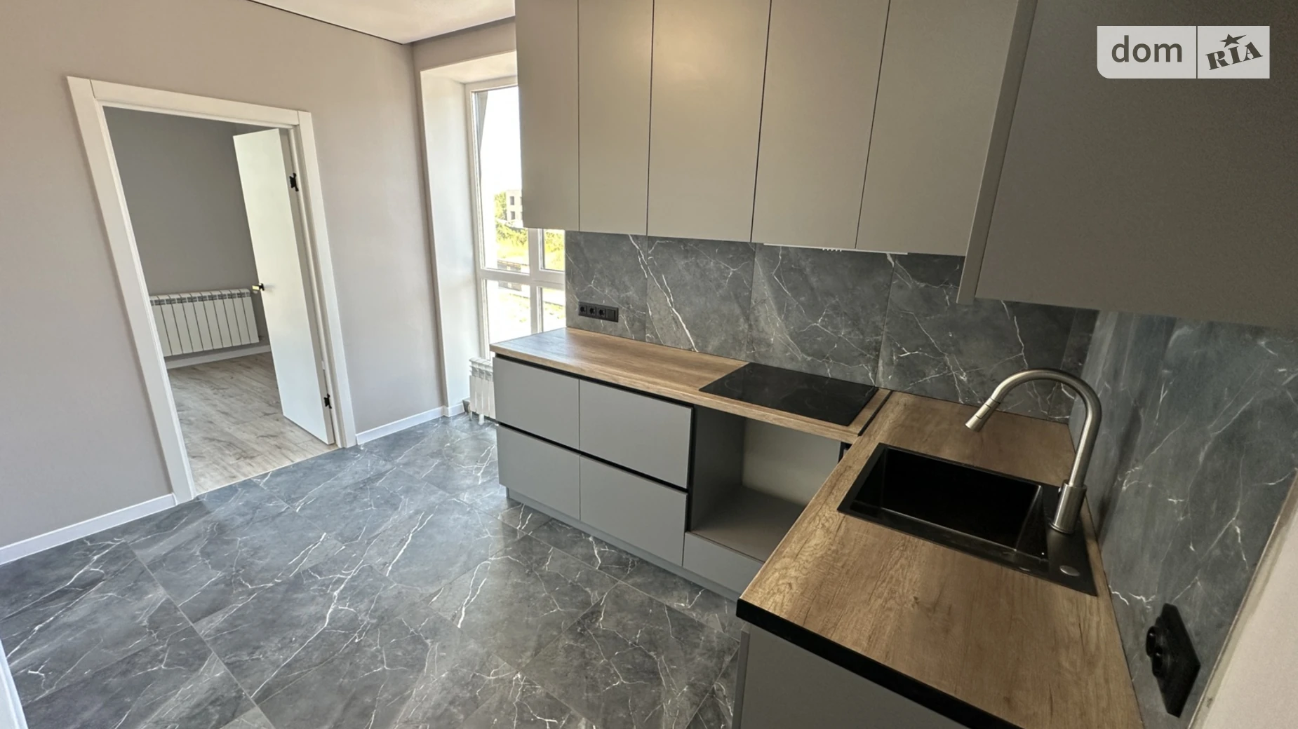 Продается 1-комнатная квартира 30 кв. м в Гостомеле, ул. Молодежная, 3/4 - фото 3