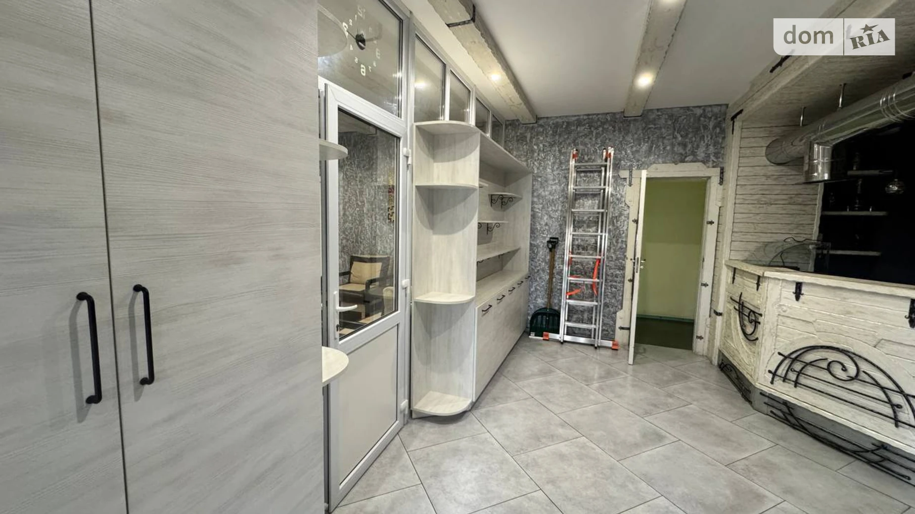 Продается объект сферы услуг 111.1 кв. м в 5-этажном здании, цена: 95000 $ - фото 3