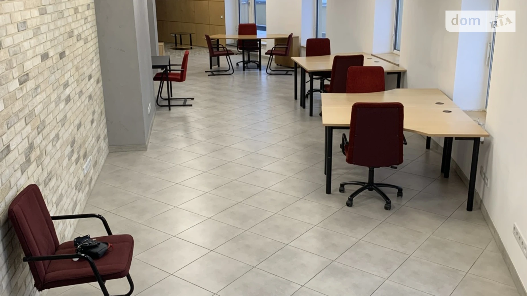 Сдается в аренду офис 90 кв. м в бизнес-центре, цена: 35000 грн - фото 4