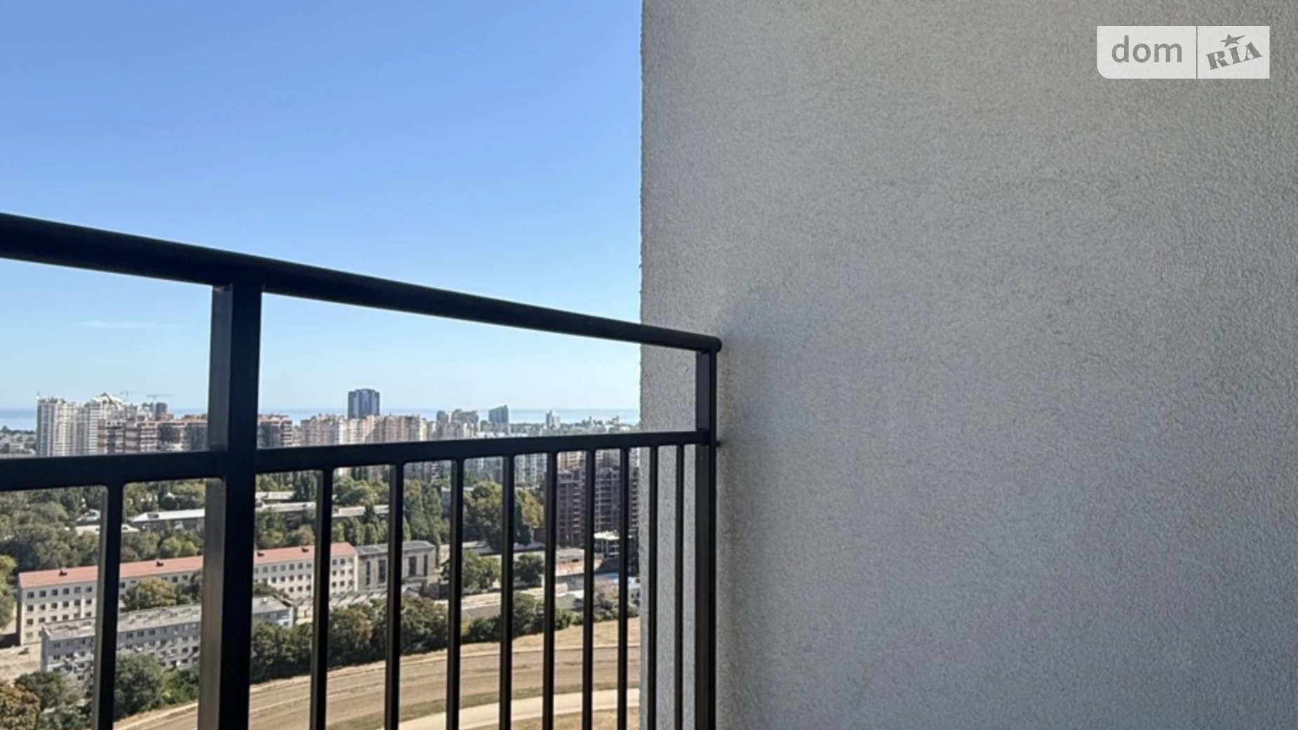 Продається 1-кімнатна квартира 44 кв. м у Одесі, вул. Краснова, 1А - фото 2