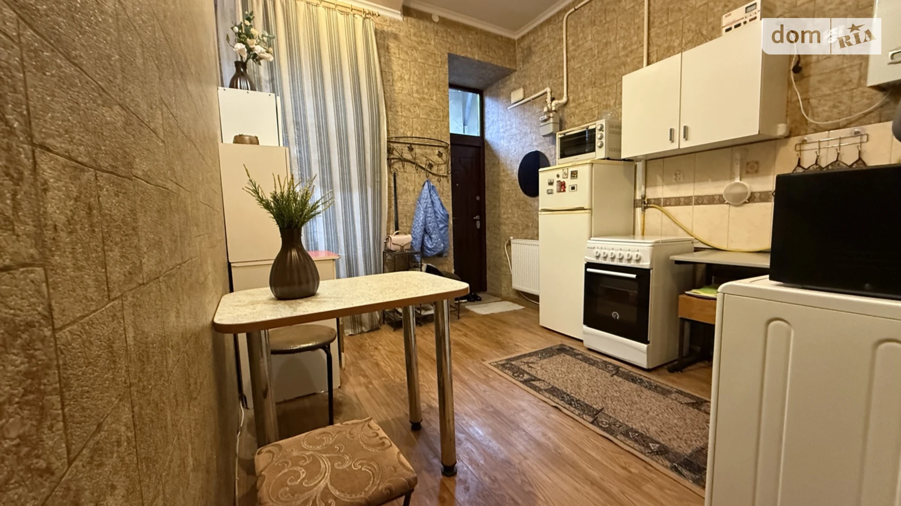 Сдается в аренду 1-комнатная квартира 35 кв. м в Львове, ул. Садовского, 3 - фото 2
