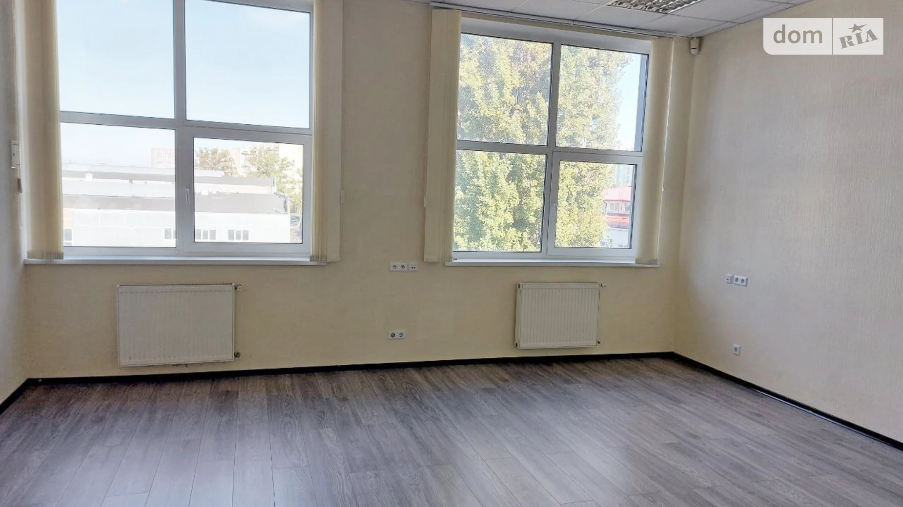 Сдается в аренду офис 94.7 кв. м в бизнес-центре, цена: 24710 грн - фото 2