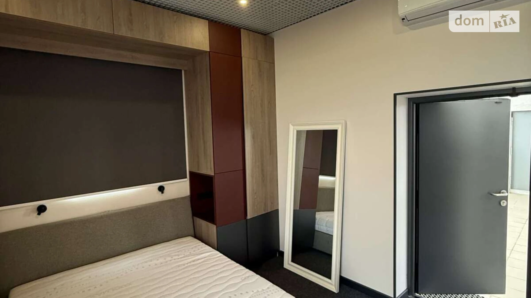 Продается 3-комнатная квартира 118.7 кв. м в Киеве, ул. Андрея Верхогляда(Драгомирова), 17 - фото 3