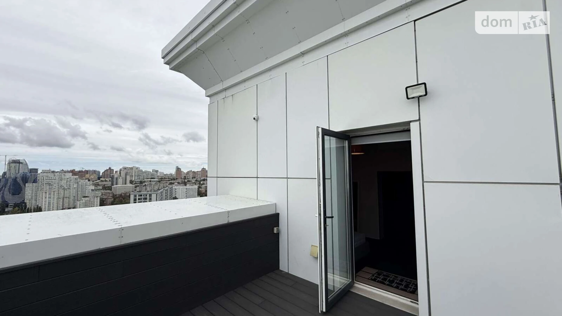 Продается 3-комнатная квартира 118.7 кв. м в Киеве, ул. Андрея Верхогляда(Драгомирова), 17 - фото 4