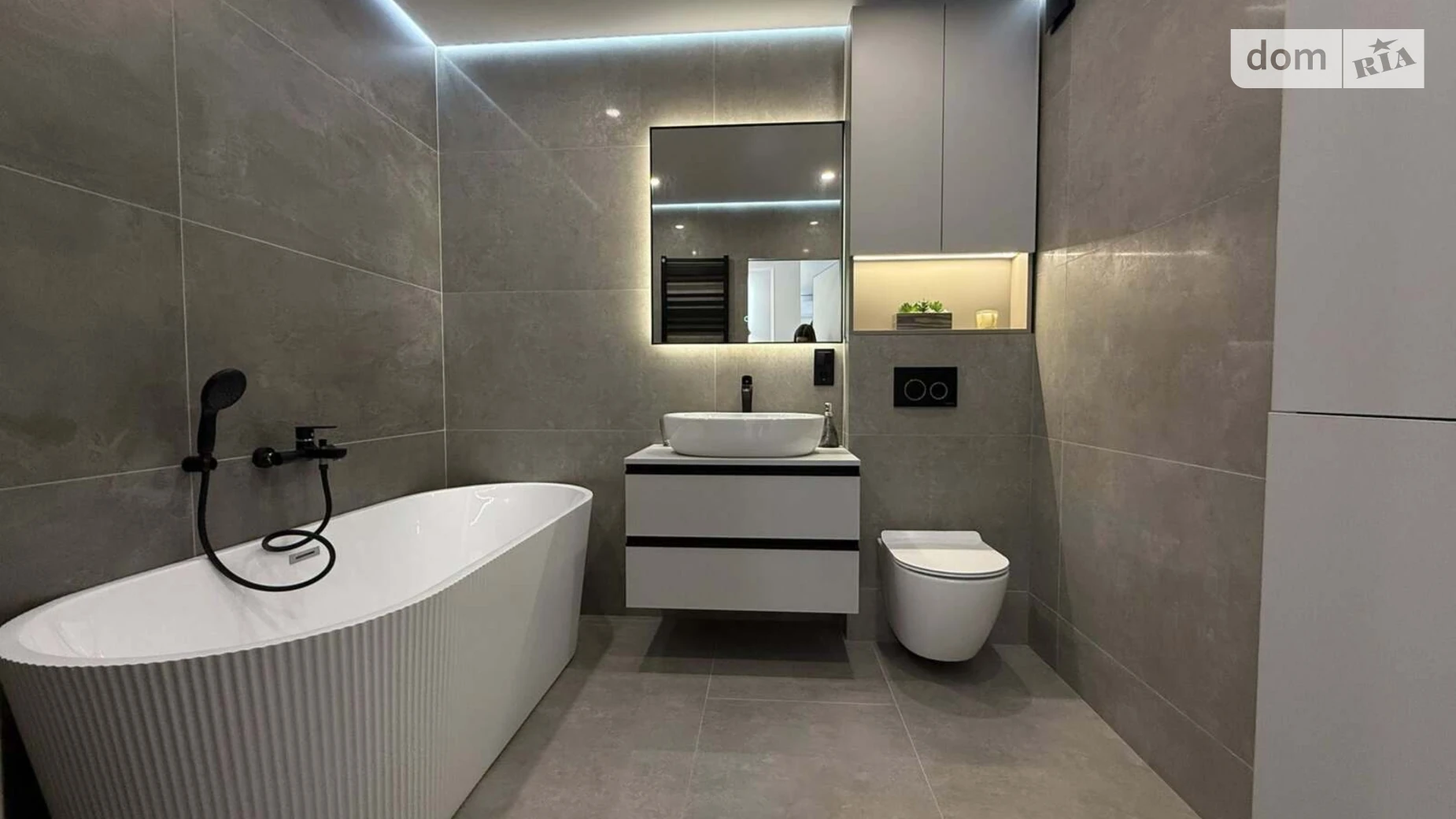 Продається 3-кімнатна квартира 90 кв. м у Івано-Франківську - фото 5