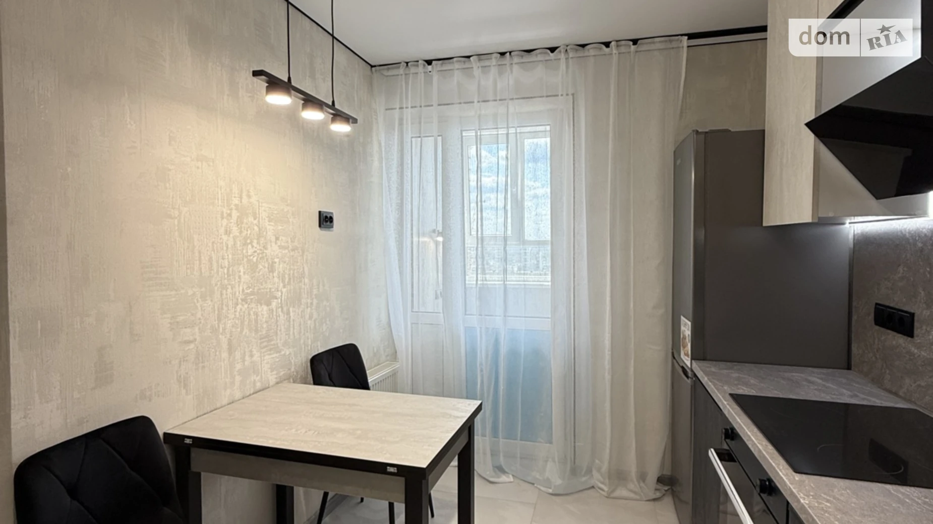 Продается 1-комнатная квартира 37 кв. м в Броварах, ул. Металлургов, 35 - фото 3