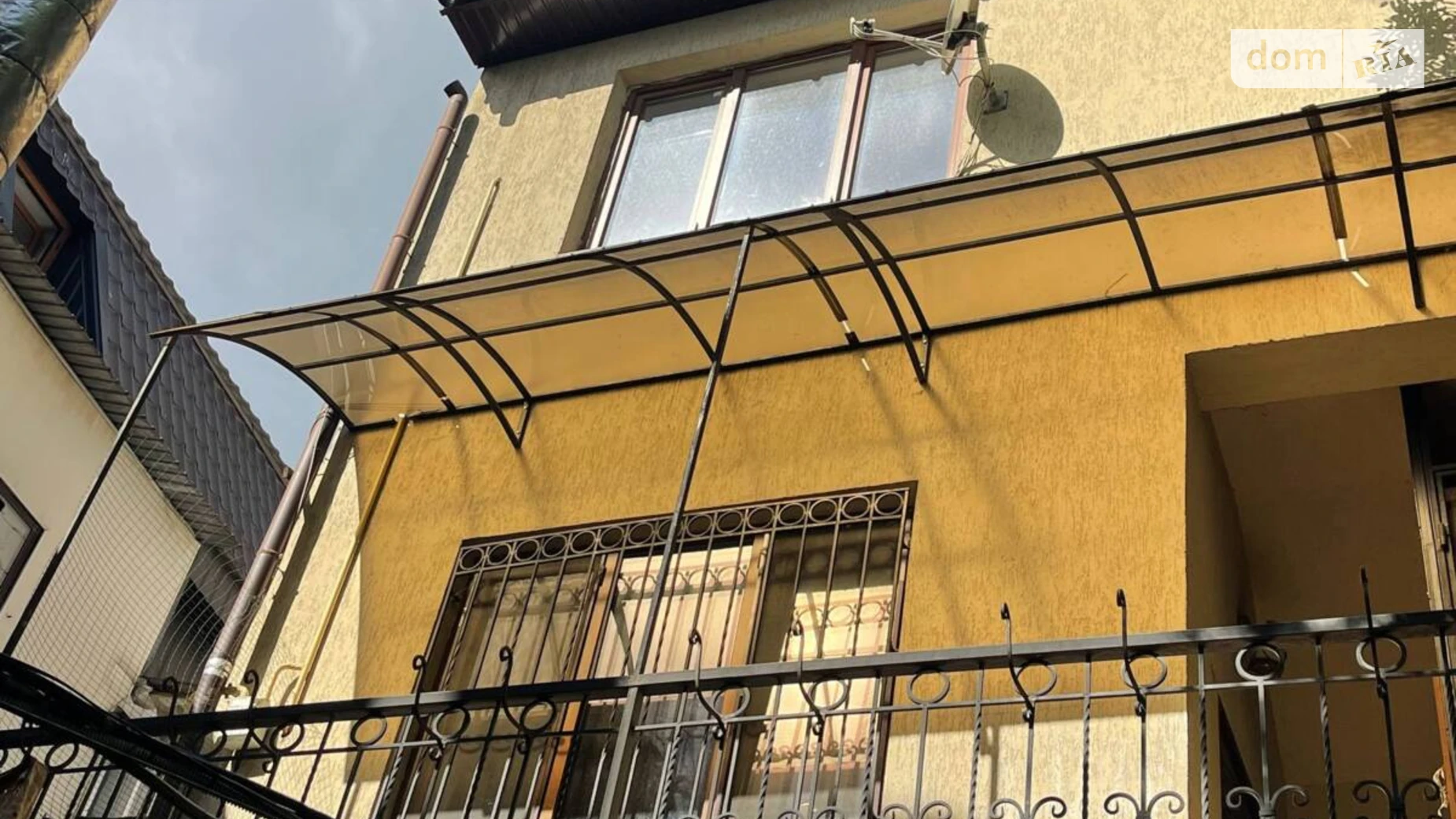 Продается 2-комнатная квартира 68.2 кв. м в Одессе, ул. Садовая, 17 - фото 2