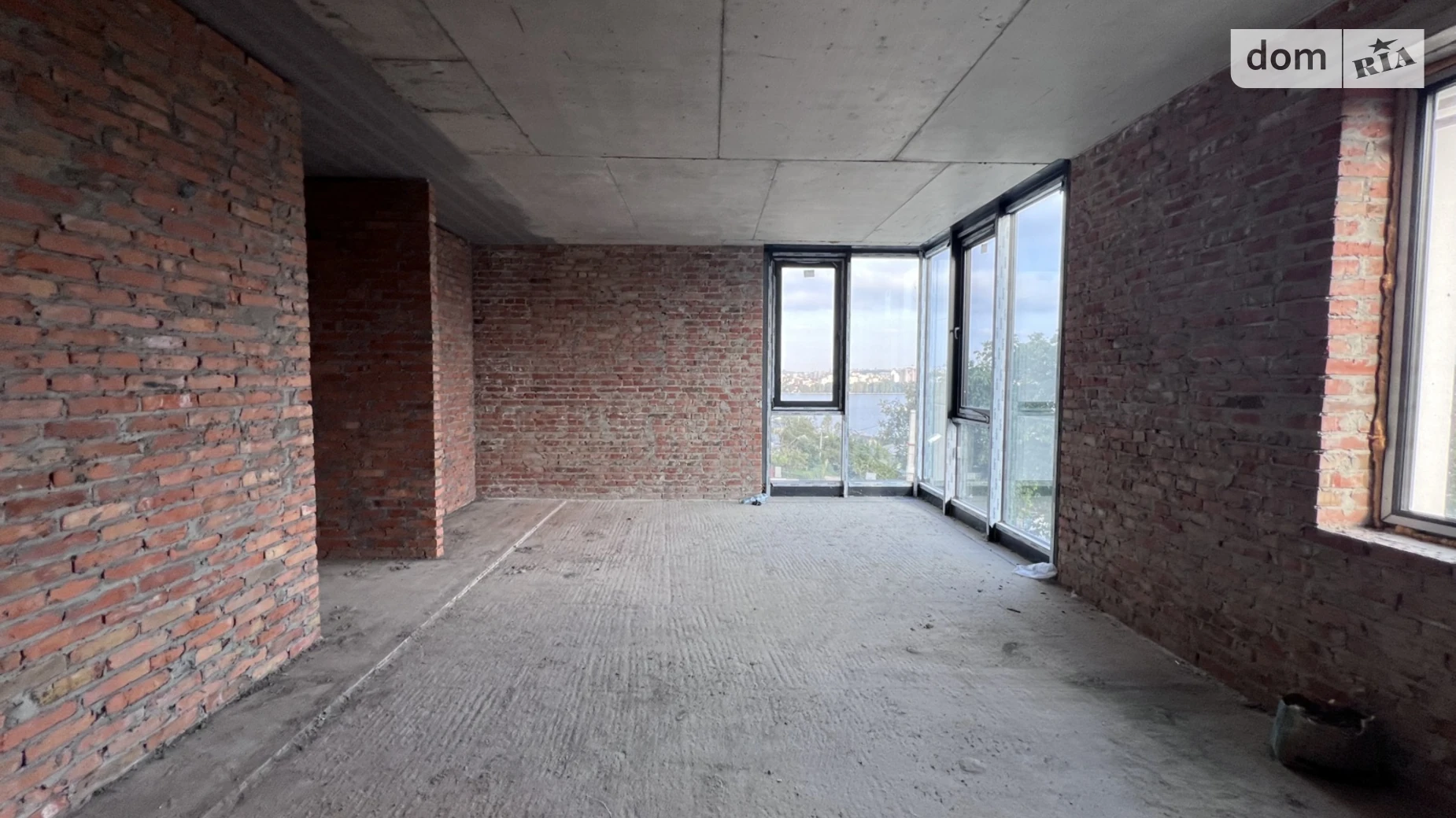 2-комнатная квартира 85 кв. м в Тернополе, ул. Урожайная, 1 - фото 2