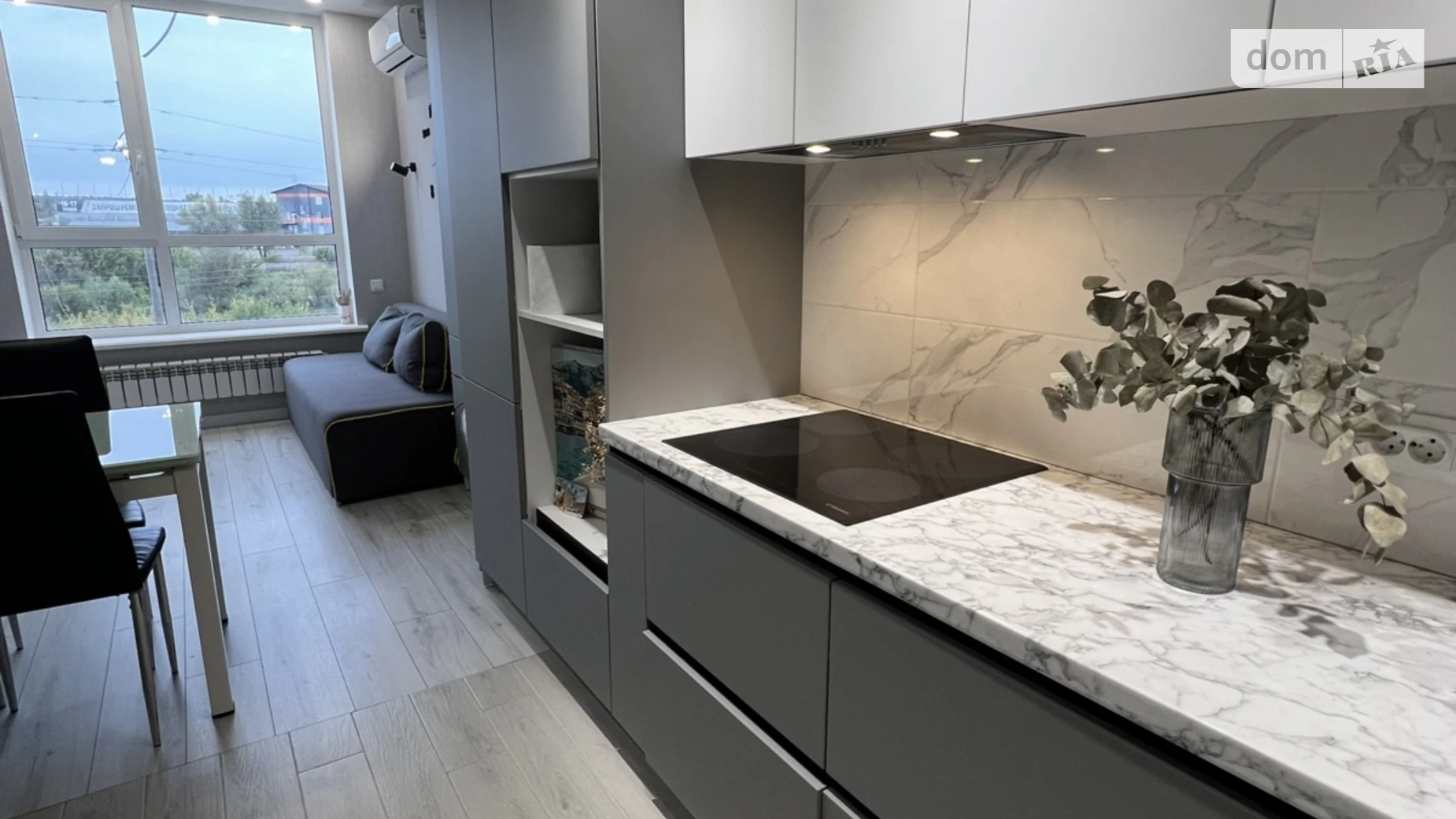 Продается 1-комнатная квартира 40 кв. м в Ирпене, ул. Григория Сковороды, 13/2 - фото 2