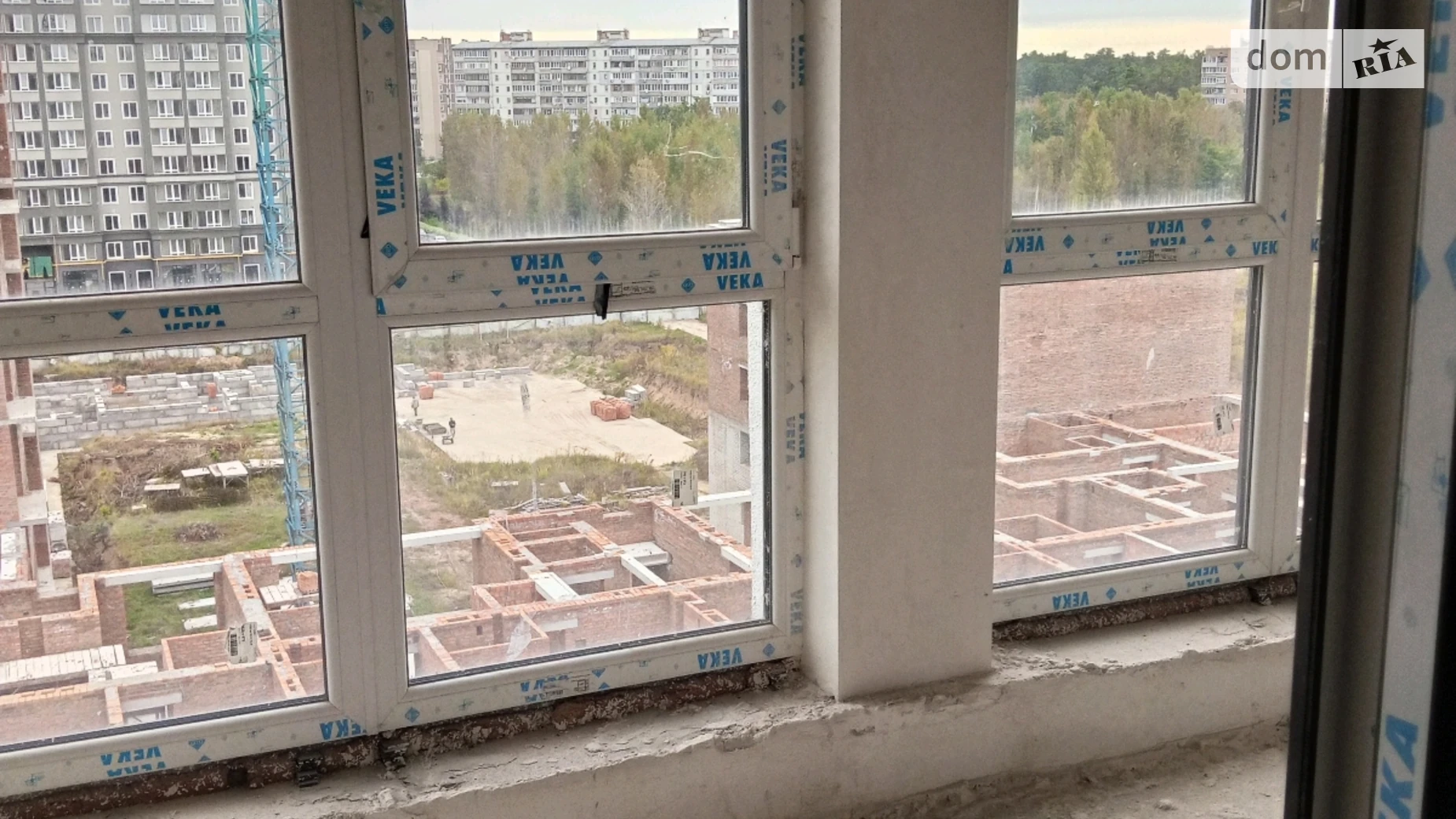 Продается 2-комнатная квартира 68 кв. м в Буче, ул. Ивана Кожедуба, 8А - фото 2