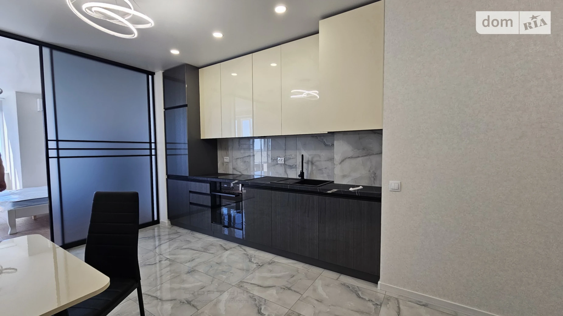Продается 2-комнатная квартира 60 кв. м в Черкассах, ул. Гоголя, 302 - фото 4