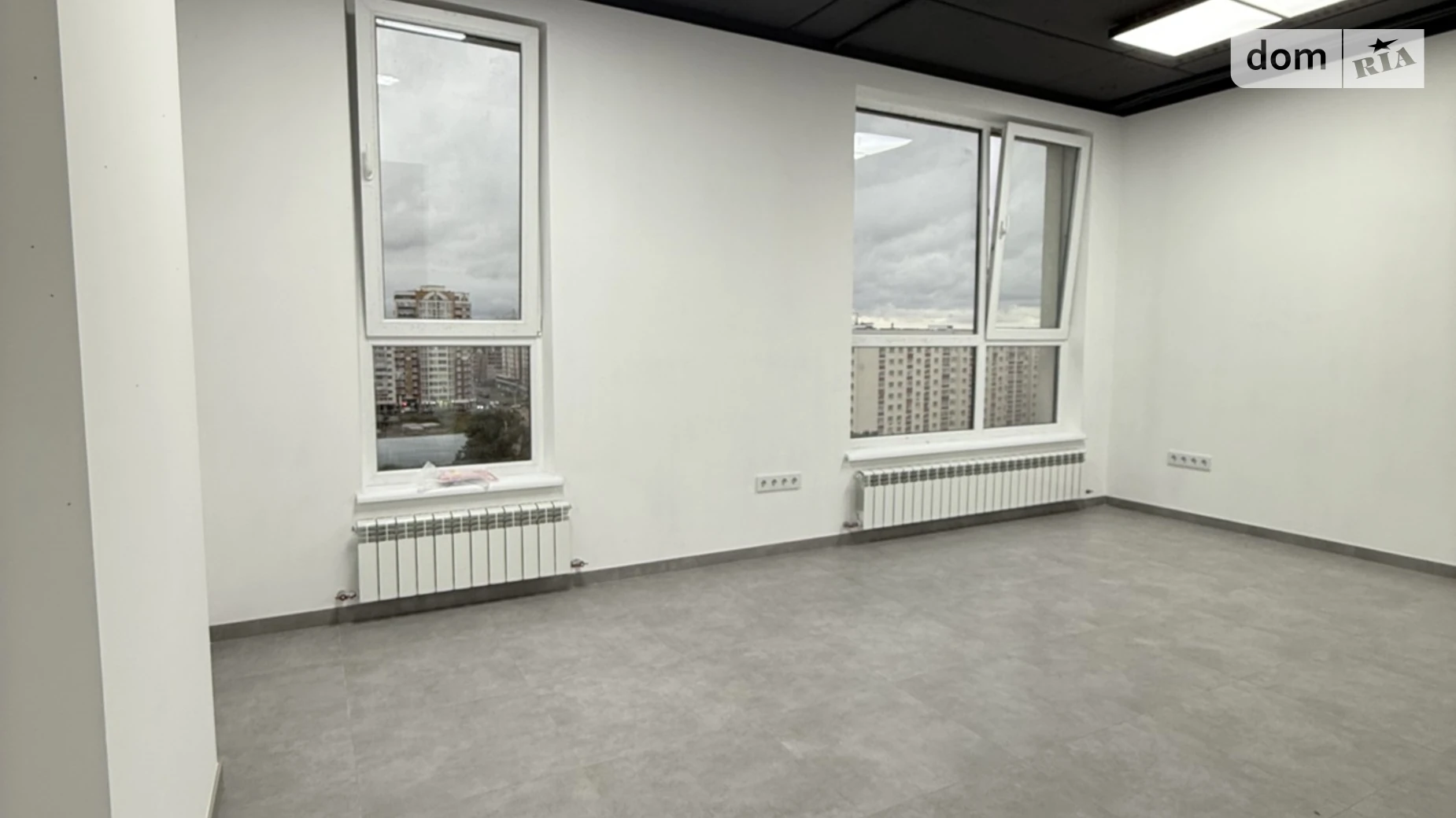 Сдается в аренду офис 46 кв. м в бизнес-центре, цена: 11500 грн - фото 3