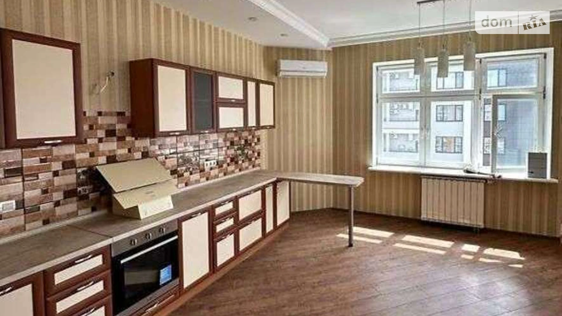 Продается 3-комнатная квартира 125 кв. м в Киеве, ул. Левка Лукьяненко, 21 корпус 3 - фото 5