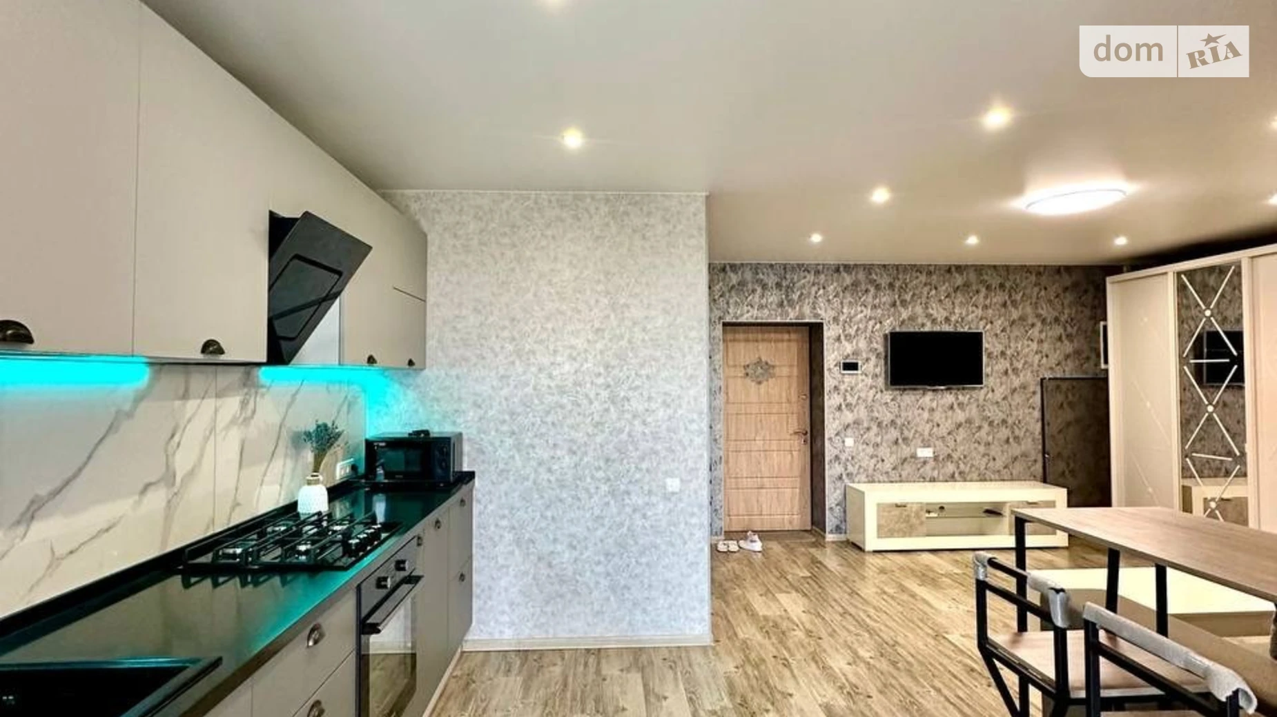 Продается 1-комнатная квартира 60.3 кв. м в Днепре, ул. Набережная Победы, 44Л - фото 3