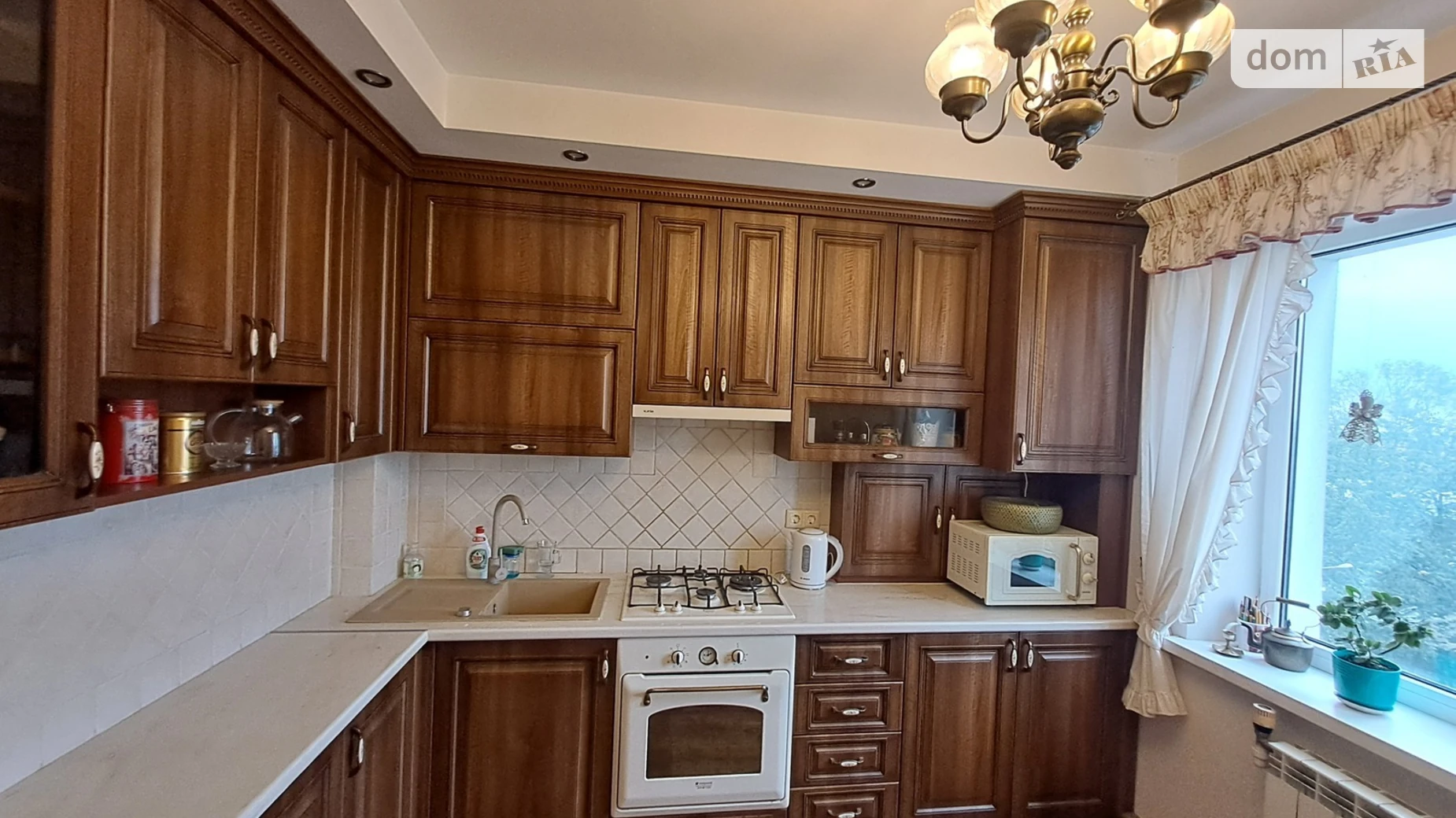 3-комнатная квартира 75 кв. м в Тернополе, ул. Симоненко Василия, 6 - фото 2