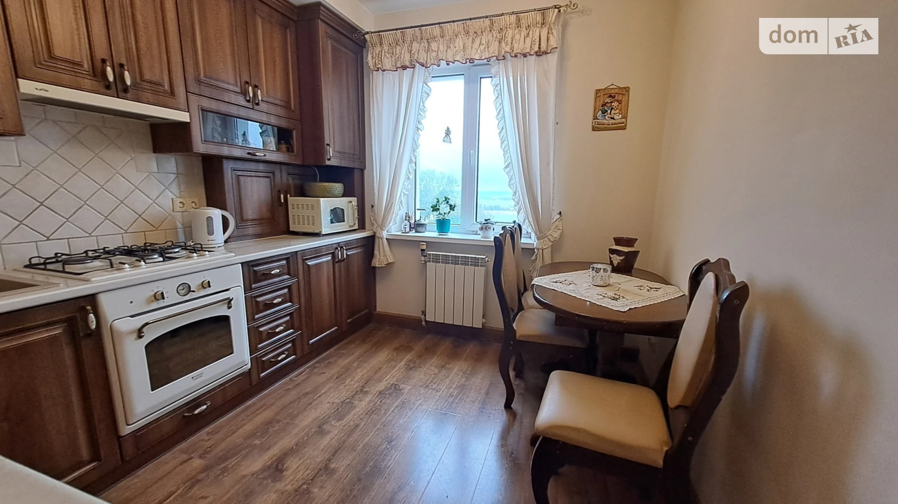 3-комнатная квартира 75 кв. м в Тернополе, ул. Симоненко Василия, 6 - фото 3