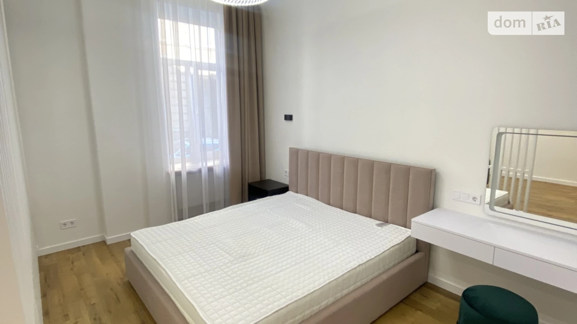 Здається в оренду 1-кімнатна квартира 48 кв. м у Львові, вул. Кирила і Мефодія - фото 3