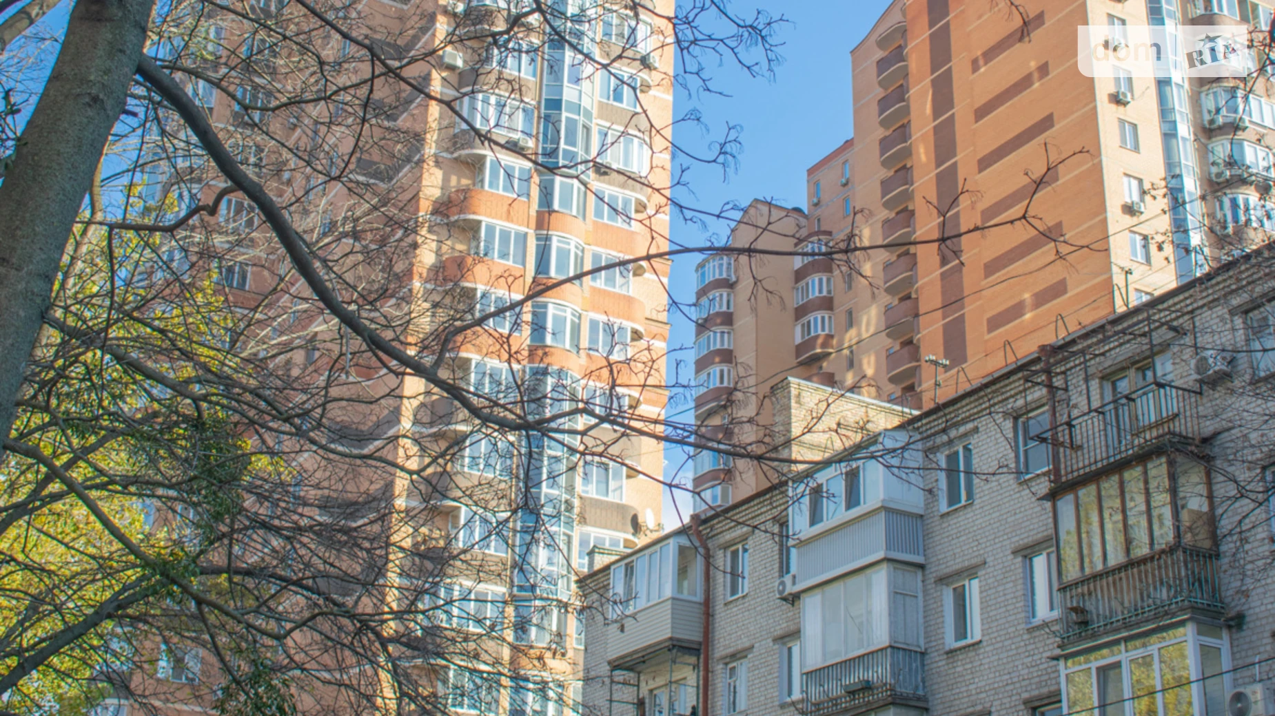 Продается 3-комнатная квартира 117 кв. м в Киеве, пер. Лабораторный - фото 2