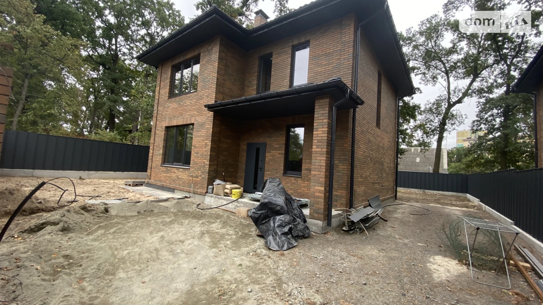 Продается дом на 2 этажа 130 кв. м с участком, цена: 190000 $ - фото 2