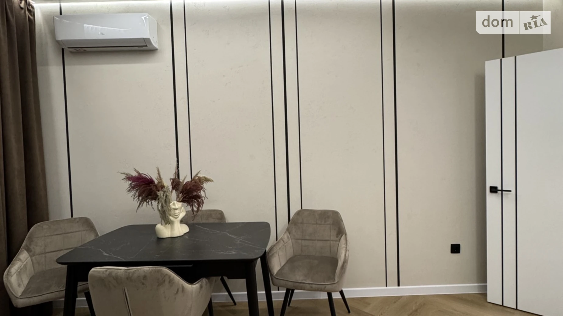 Продается 1-комнатная квартира 43.7 кв. м в Ивано-Франковске, ул. Гетьмана Ивана Мазепы, 164 корпус 1 - фото 3