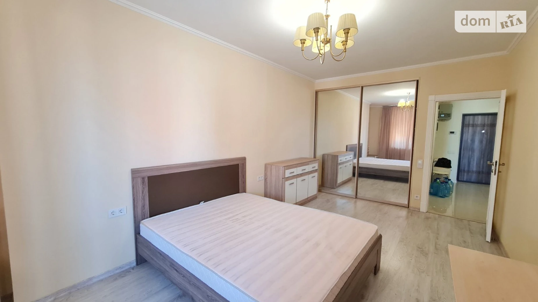 Продается 1-комнатная квартира 49.8 кв. м в Одессе, ул. Добровольцев(Маршала Говорова) - фото 4