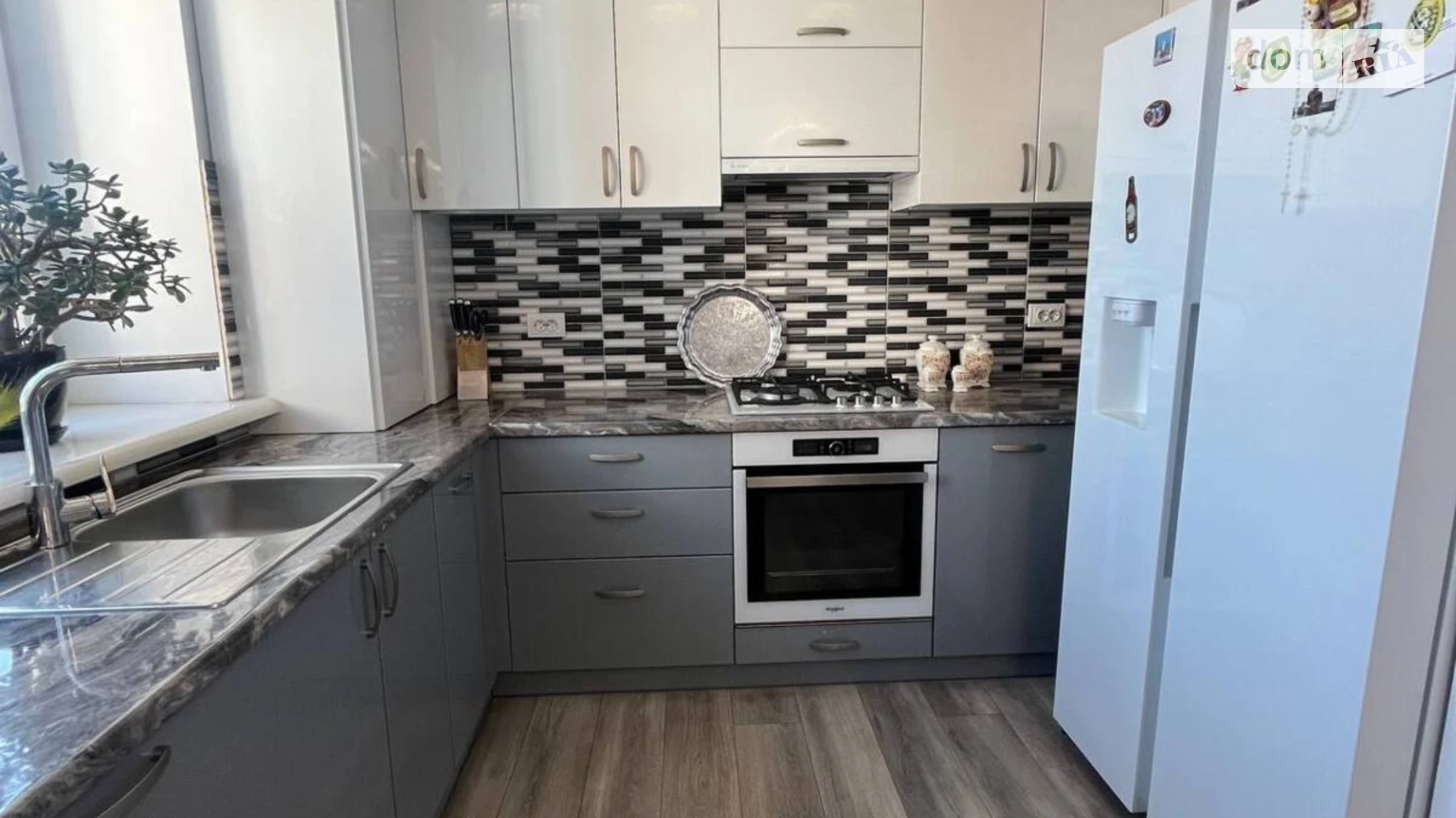 Продается 3-комнатная квартира 88.3 кв. м в Ивано-Франковске, ул. Независимости (Горького) - фото 5