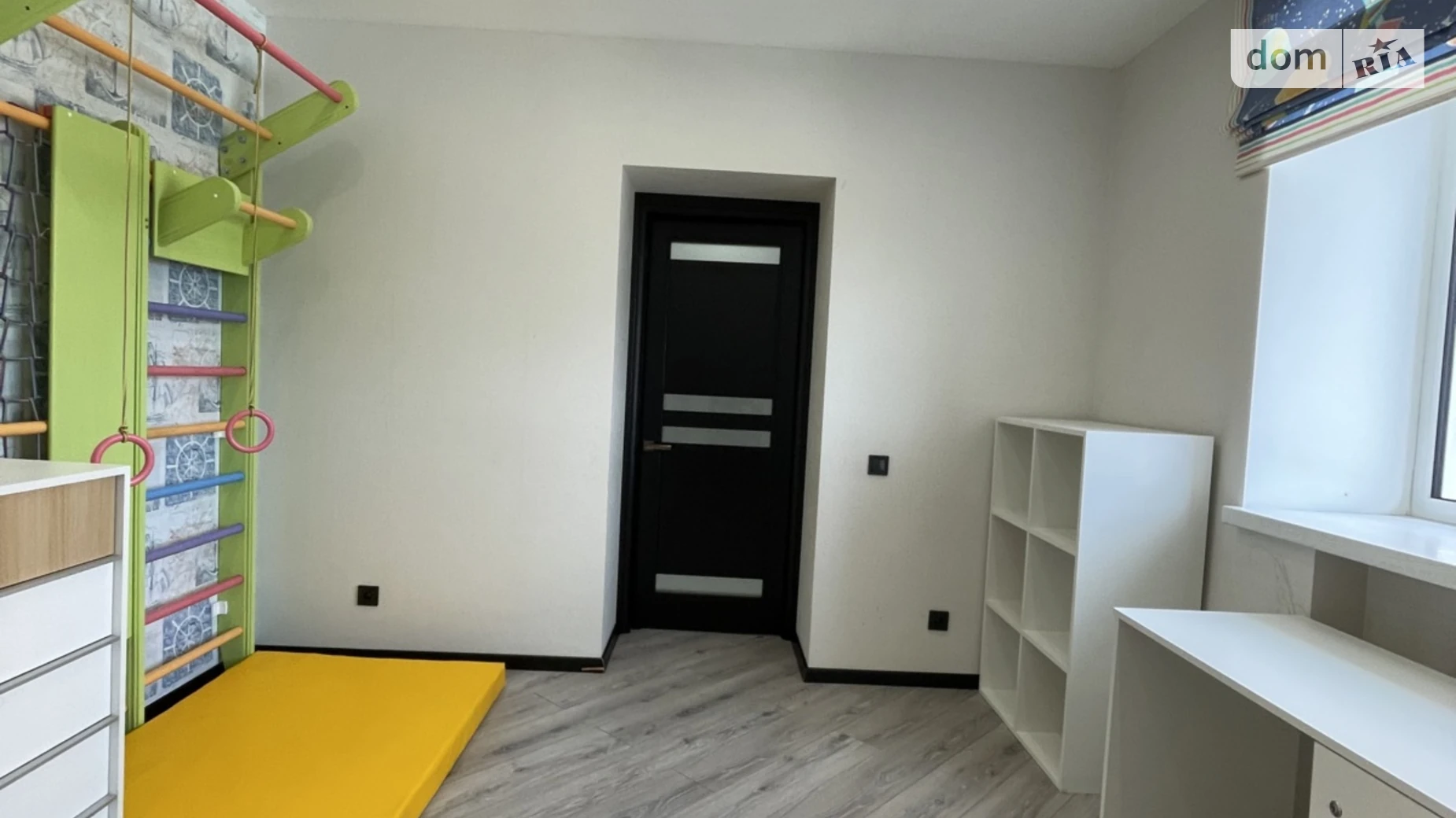 Продается 3-комнатная квартира 107.9 кв. м в Ровно, ул. Видинская, 5В - фото 3