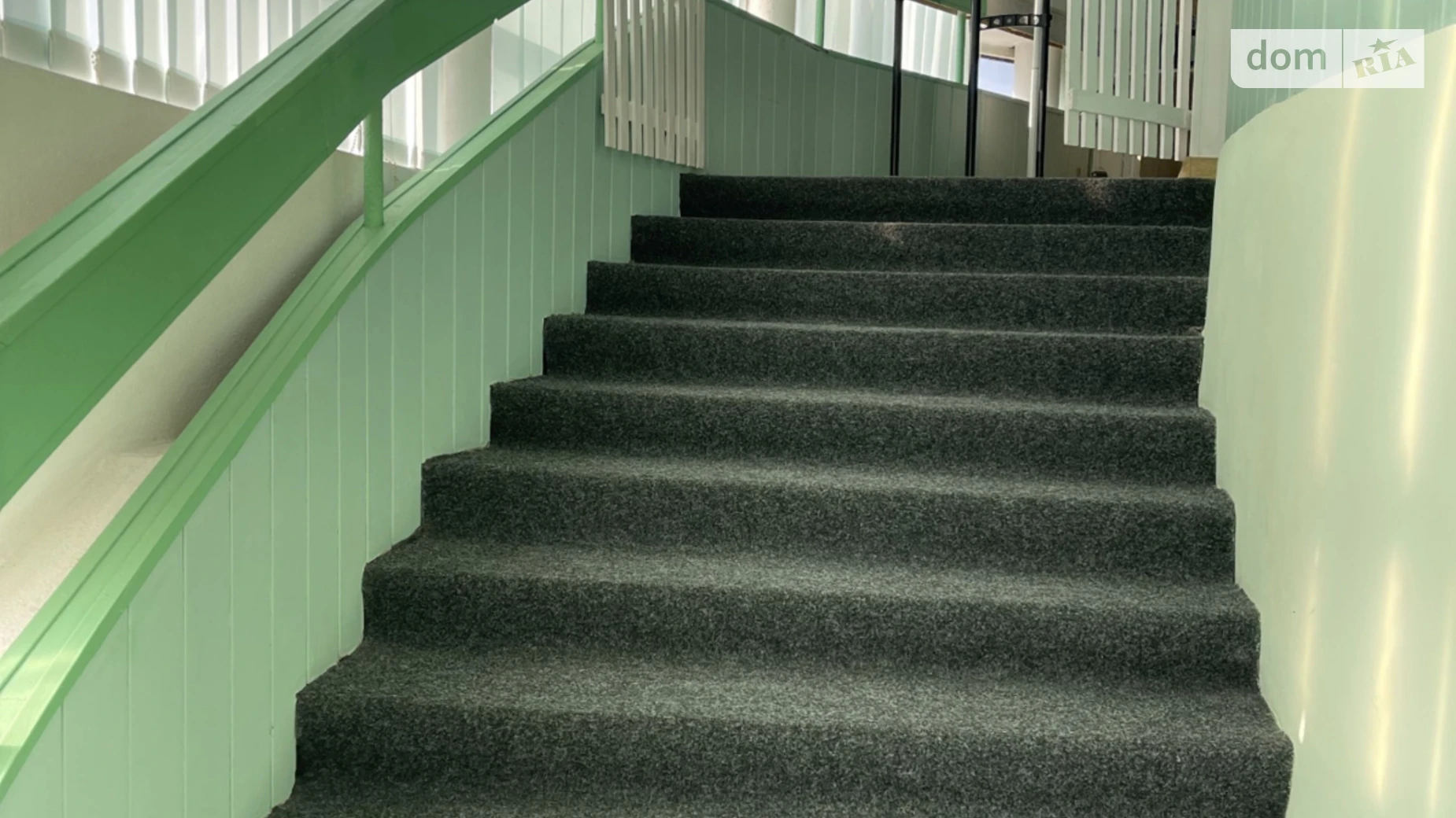 Сдается в аренду офис 176.4 кв. м в бизнес-центре, цена: 40000 грн - фото 3