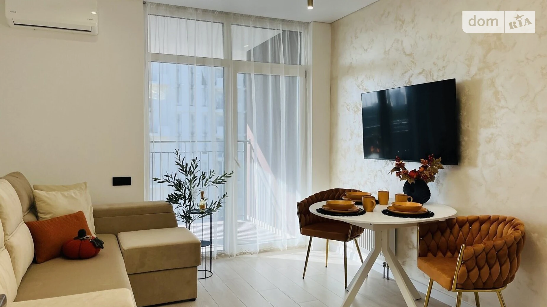 Продается 1-комнатная квартира 45 кв. м в, цена: 97000 $ - фото 2