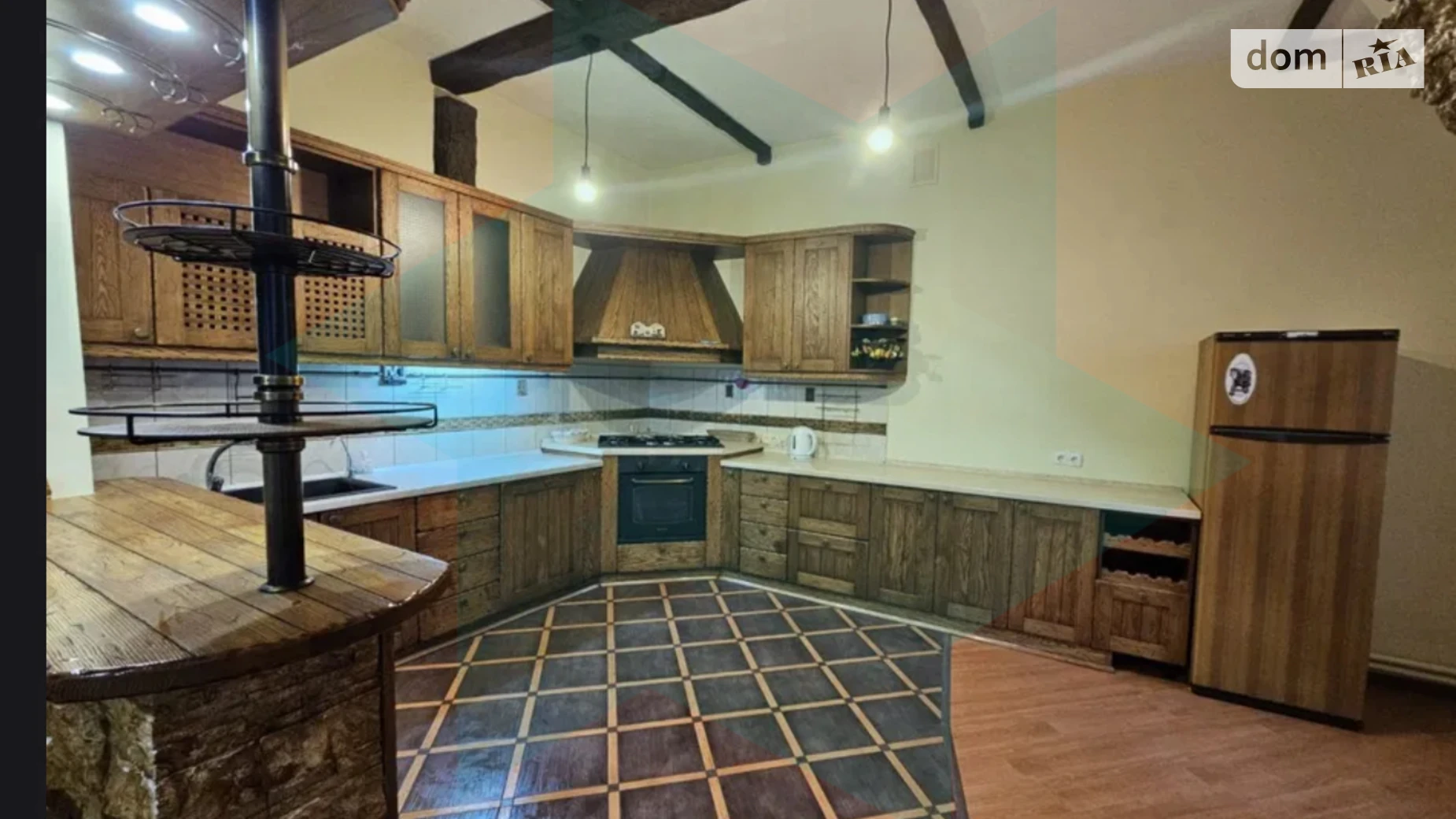 Продается дом на 2 этажа 178 кв. м с камином, цена: 140000 $ - фото 5