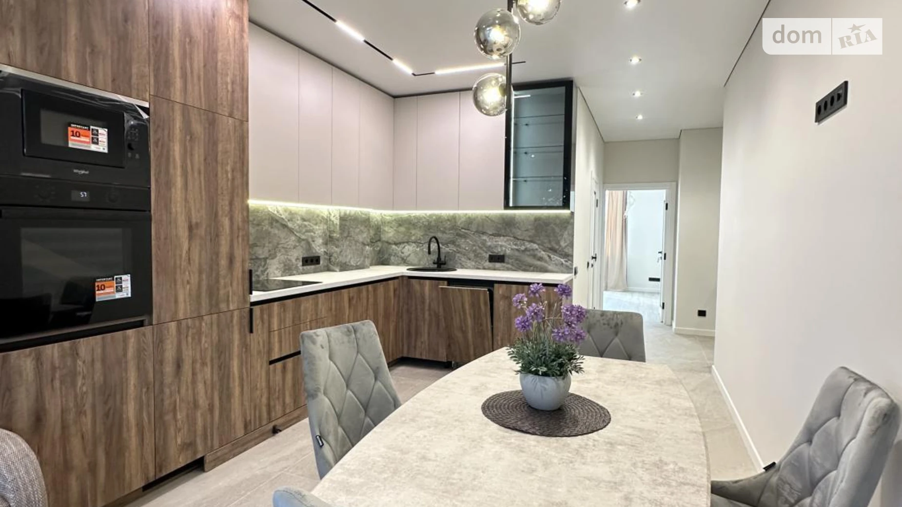 Продается 2-комнатная квартира 64 кв. м в Ужгороде, цена: 125000 $ - фото 3