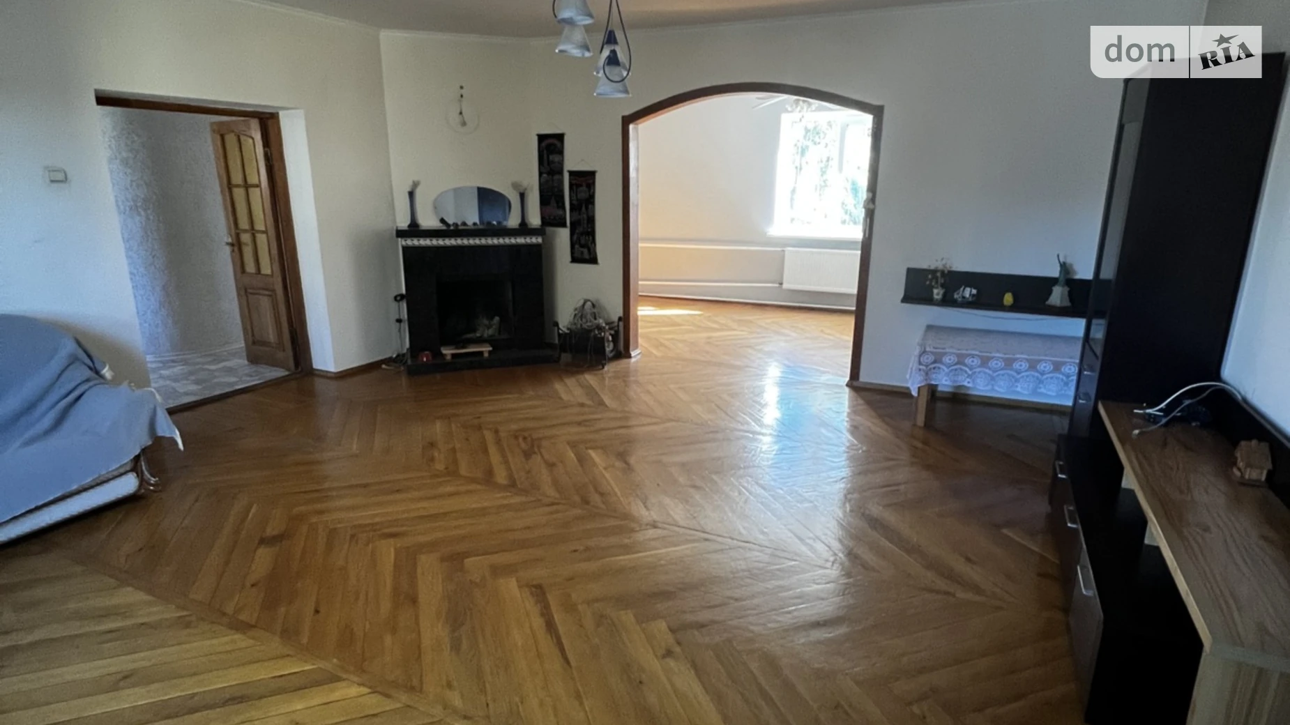 Продается дом на 2 этажа 286 кв. м с мебелью, цена: 159000 $ - фото 2