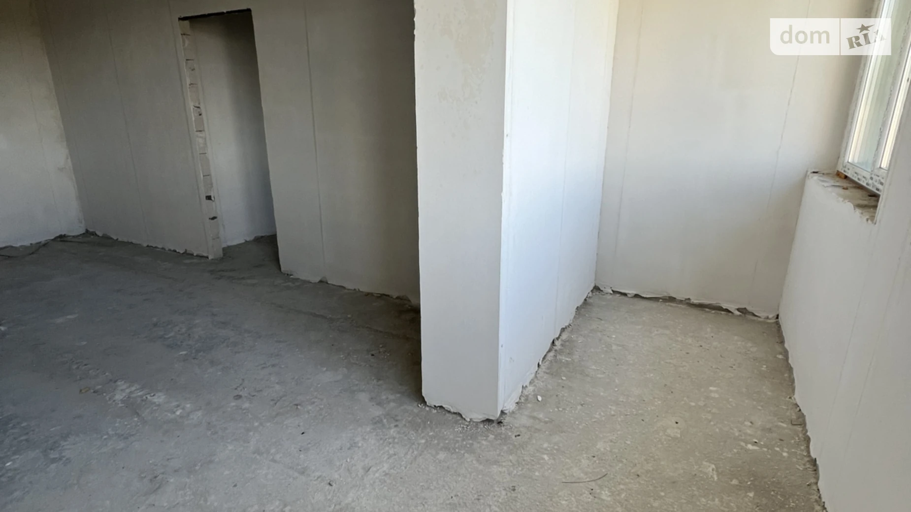 Продается 1-комнатная квартира 45 кв. м в Буче, ул. Яблонская, 316Д - фото 2